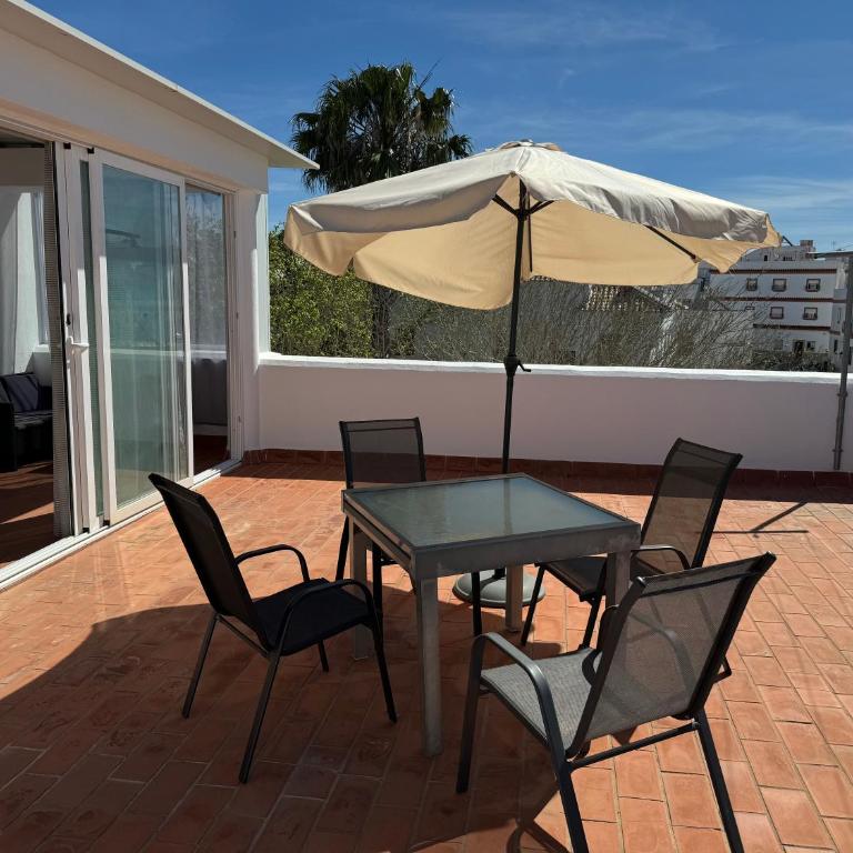 Urano - One-Bedroom Apartment - 5