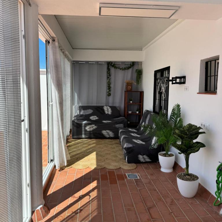 Urano - One-Bedroom Apartment - 8