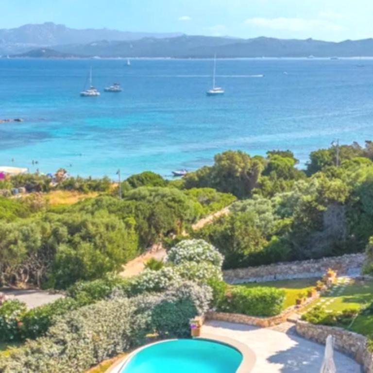 Luxury Beachfront Villa with Private Pool in Porto Rotondo - Villa - 5