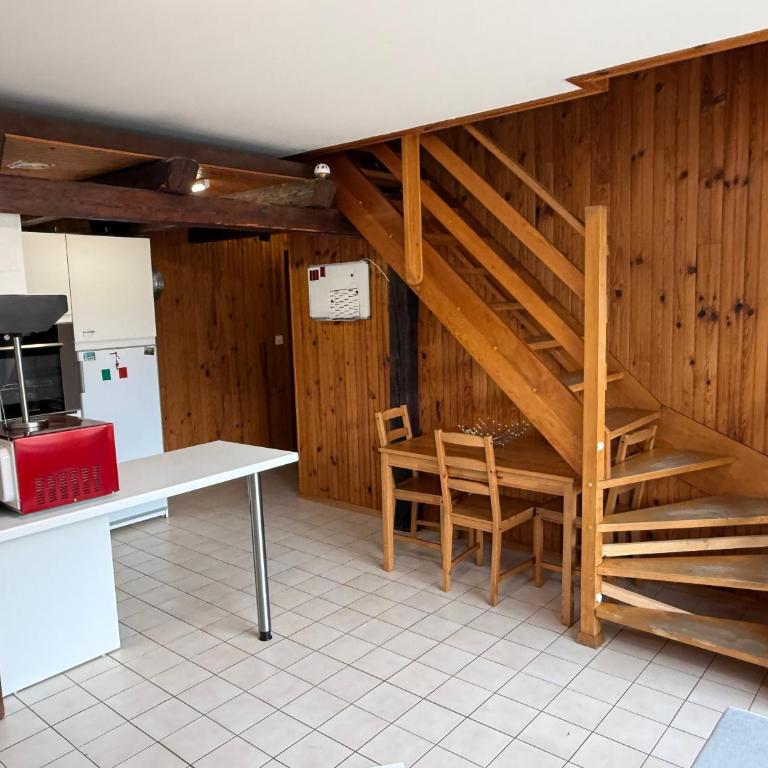 Appartement 3 chambres - Apartment mit 2 Schlafzimmern - 1
