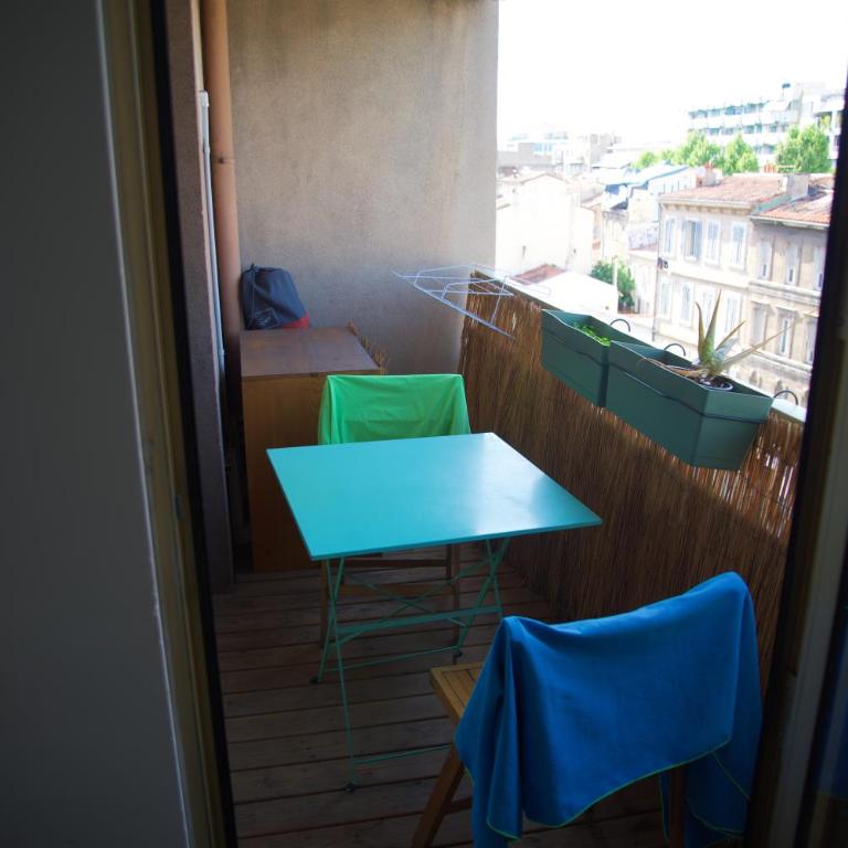 Chambre privée au coeur de Marseille - Chambre Double avec Balcon - 3