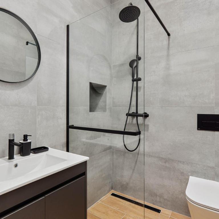 Modern Studio Old Town by MN Property - Studio Apartment with One Double Bed - 3