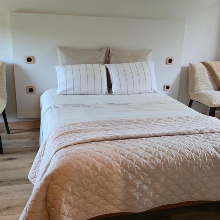 Chambres d'Hôtes du Manoir du Haut Salmon - Chambre Familiale (2 Adultes et 2 Enfants) - 3