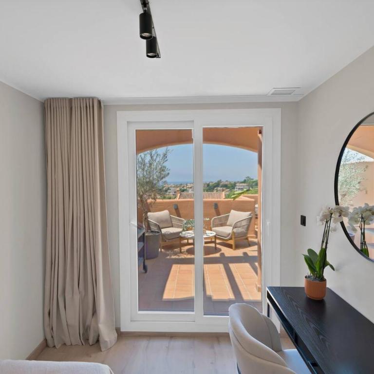 Serene Sea View Penthouse 4 Terraces & Sea Views - Habitación Individual - 31