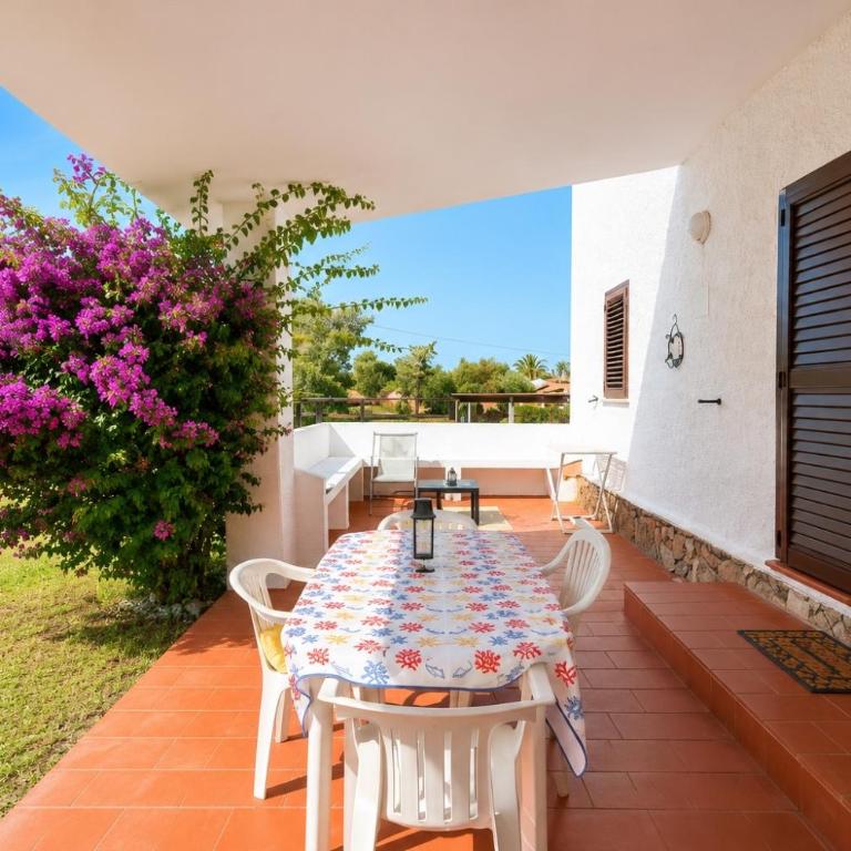 Carasau 200m from the Beach - Garden - BBQ - Wi-Fi - Parking - Pet Friendly - Appartamento con 1 Camera da Letto - 2