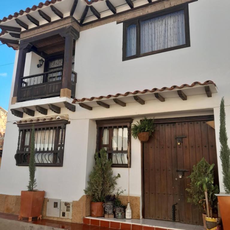 Iguaque Lodge - Apto Familiar, Centro - Three-Bedroom Loft Apartment - 1