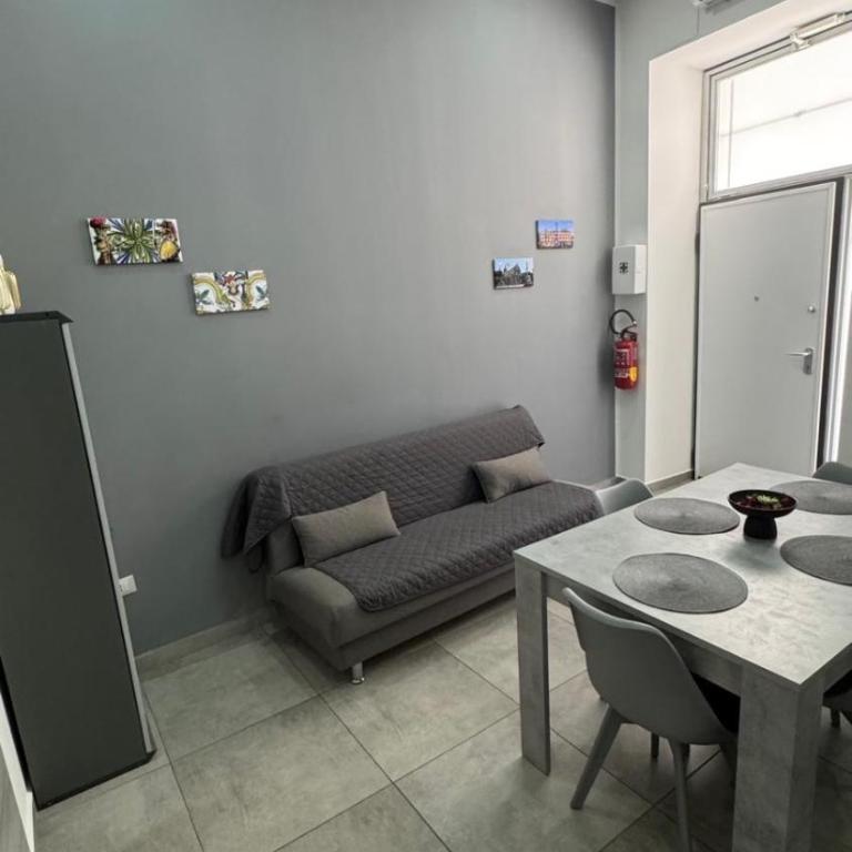 Sea Apartment - Two-Bedroom Apartment - 9
