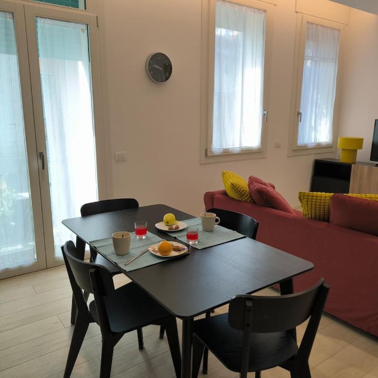 Your Home in Treviso, Venice - Collalto 12 - Three-Bedroom Apartment - 24