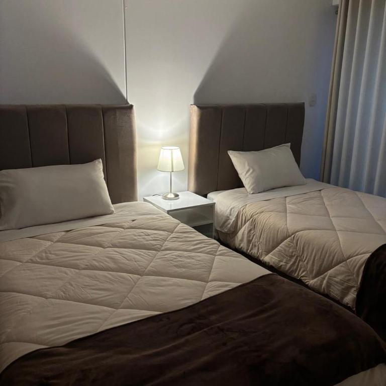 All ways to cusco - Three-Bedroom Deluxe Apartment - 12