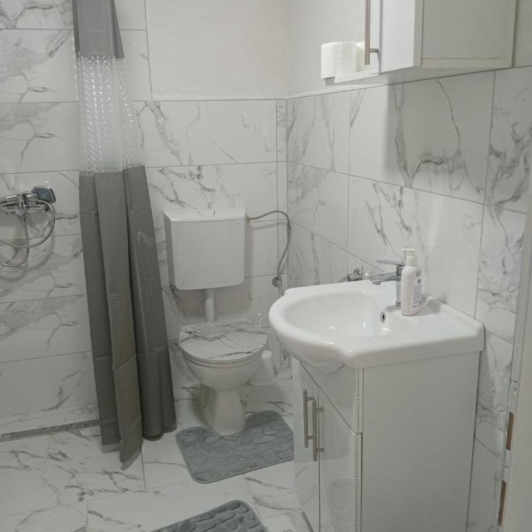Room Ejna 4 - Apartman sa 1 Spavaćom Sobom - 6