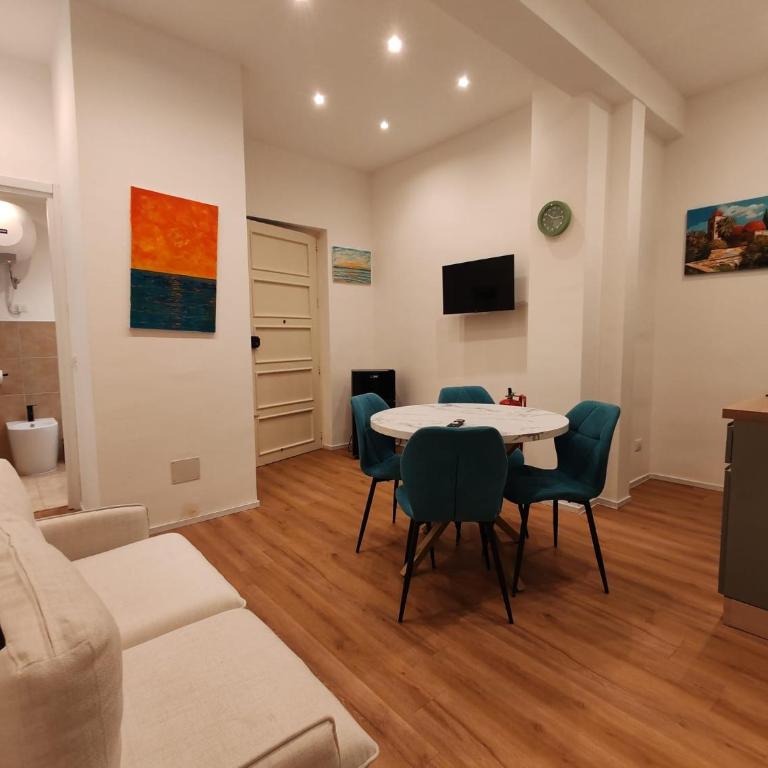 Domus Castelnuovo - Appartement - 2