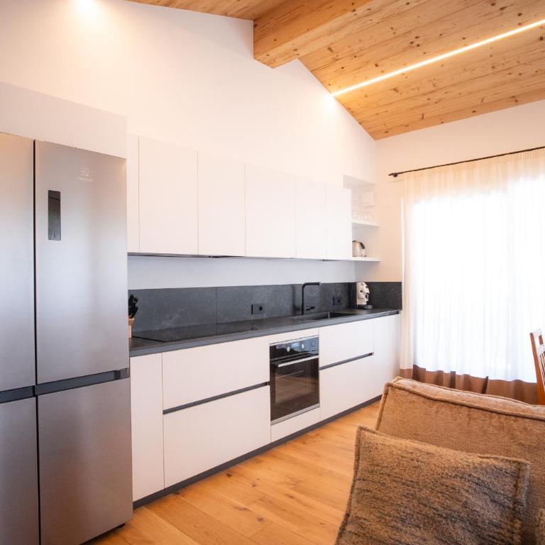 Ciasa Verena - Appartamento Deluxe con 2 Camere da Letto e Balcone - 11