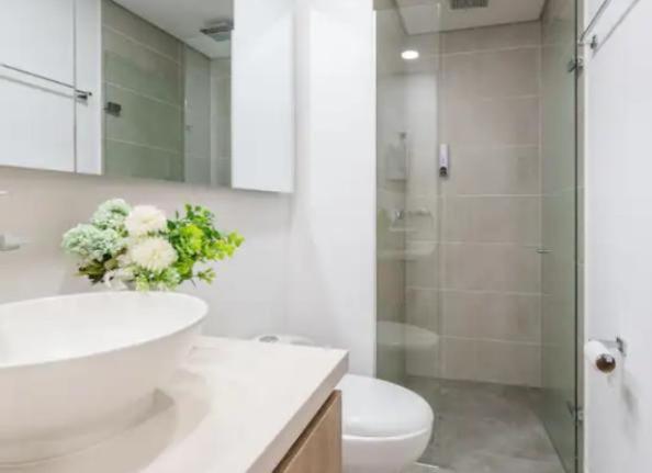 Espectacular apartamento con la mejor vista, Poblado Medellin - Three-Bedroom Apartment - 41