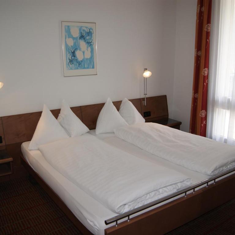 Hotel Schweizerhof - Economy Doppelzimmer - 6