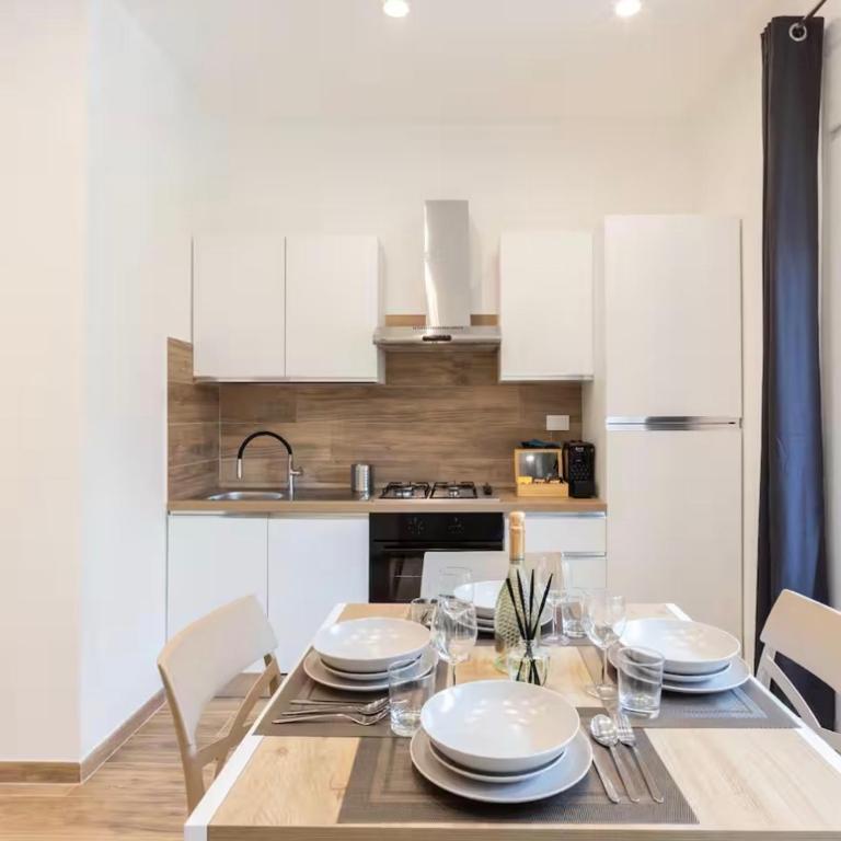 Elite Roma apartament e suite - Appartamento con 3 Camere da Letto e con Vista - 2