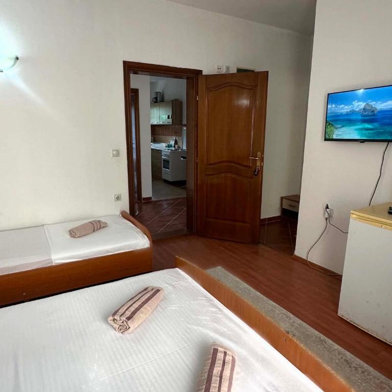 Rooms Ajllin - Trokrevetna Soba - 4