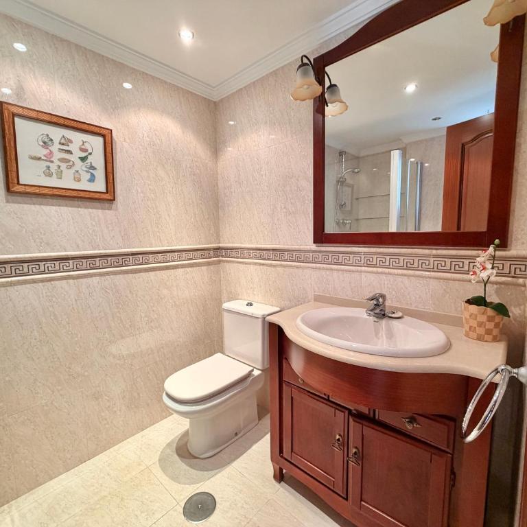 Confortable Apartamento en Fuengirola Centro - Apartamento de 3 dormitorios - 4