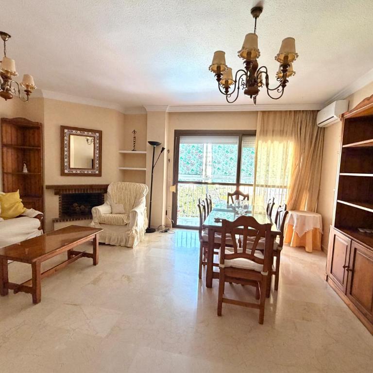 Confortable Apartamento en Fuengirola Centro - Apartamento de 3 dormitorios - 5