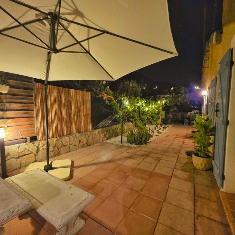 La Bastide Bohême Cozy studio, garden & parking - Maison 1 Chambre - 40