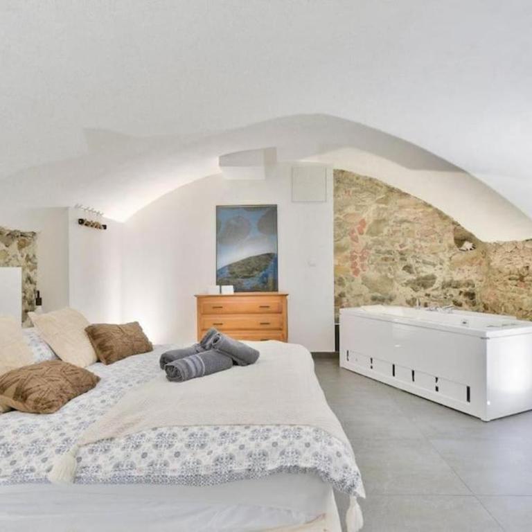Suite Élégance - Design et Cosy - Vieux Lyon - One-Bedroom Superior Apartment - 6