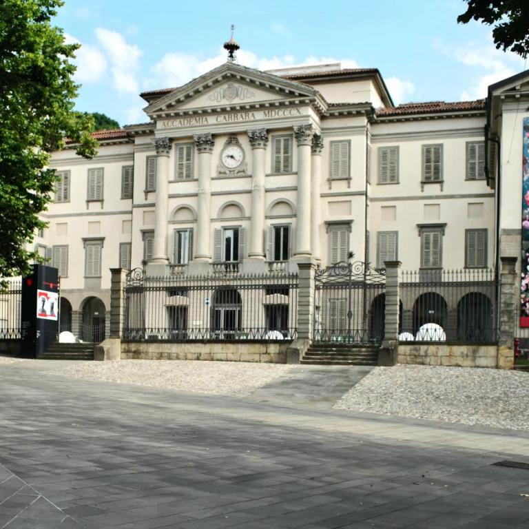 ChicLife SARONA Shenkin - Borgo Santa Caterina & Museum - One-Bedroom Apartment - 12