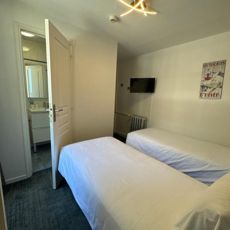 Hôtel Génépi - Petite Chambre Double ou Lits Jumeaux Économique - 1