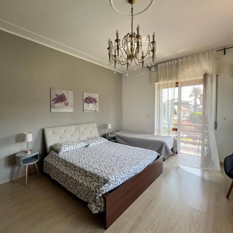 Bella Vita Guesthouse -parcheggio privato interno - Suite con 2 Camere da Letto - 3