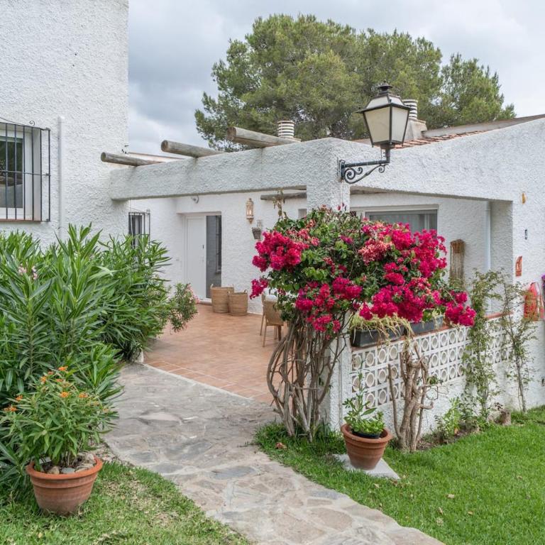 Andalusian Home wTerrace & Pool Nr Beach & Gym - Habitación Individual - 23