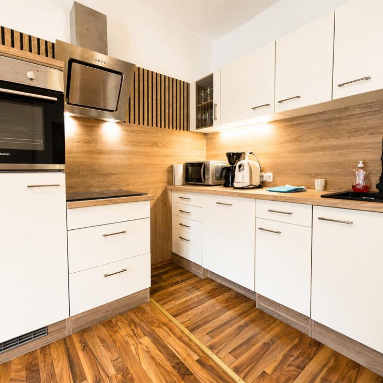 ALPINA Appartements Mallnitz - Apartment mit 2 Schlafzimmern und Bergblick - 2