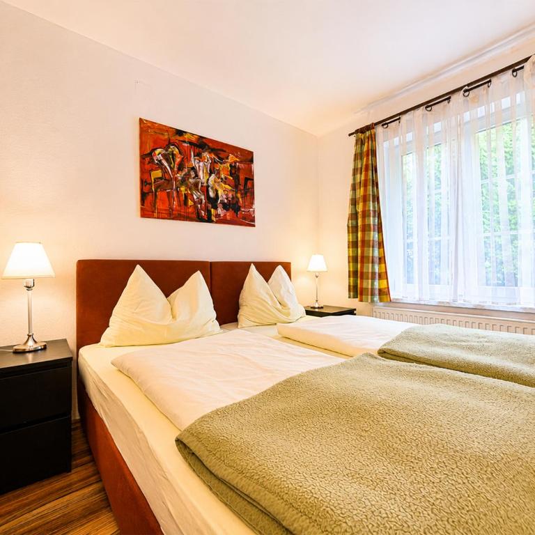 ALPINA Appartements Mallnitz - Apartment mit 2 Schlafzimmern und Bergblick - 4