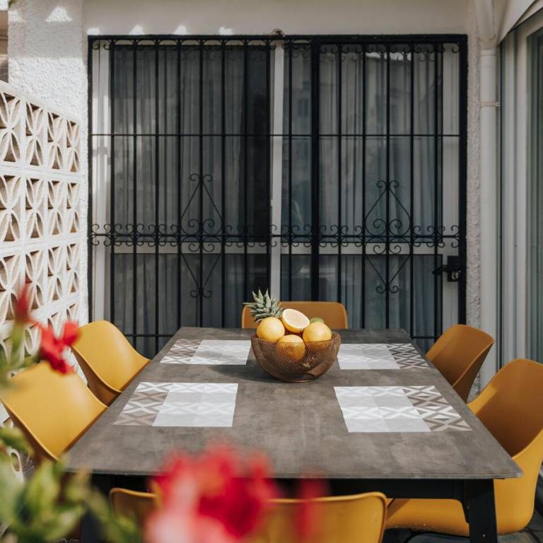 Calahonda Townhouse Pool, Glass Dining & Lawn - Chambre Simple - 21