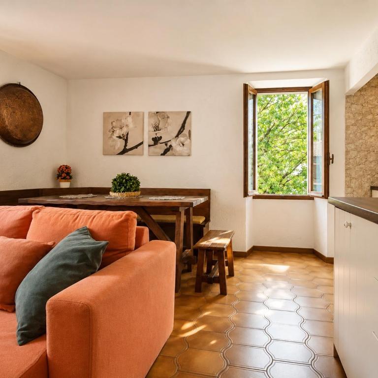 Casa Bucaneve & Ciclamino - YourLakeComoHome - Appartamento su 2 Livelli con 2 Camere da Letto - 10