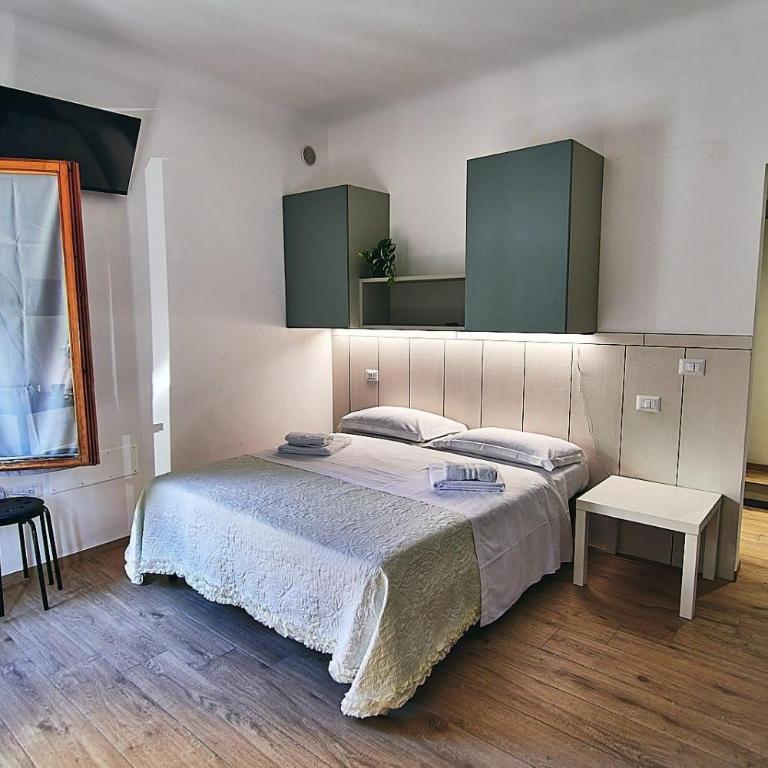 Affittacamere Sanbenedetto - Camera Familiare con Bagno Privato - 2