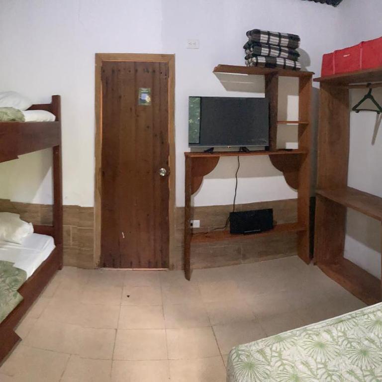 Great Hostels Amazon - Habitación Familiar con vistas al jardín - 7