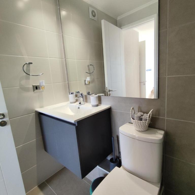 Brisas del Sol apartment - steps from the airport - Apartamento de 1 dormitorio - 35