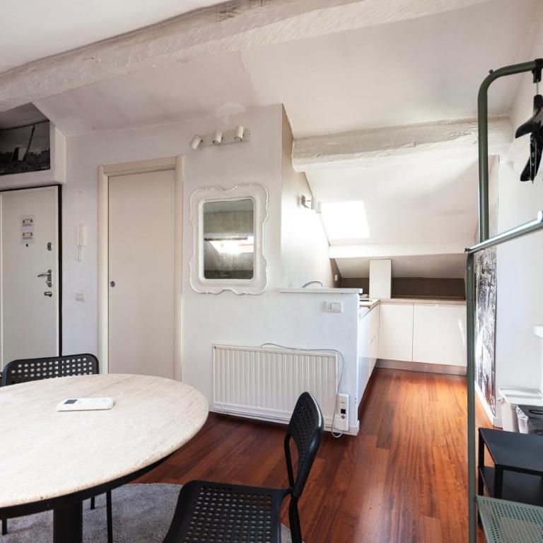 Youhosty - Corso Como - Appartamento con 1 Camera da Letto - 24