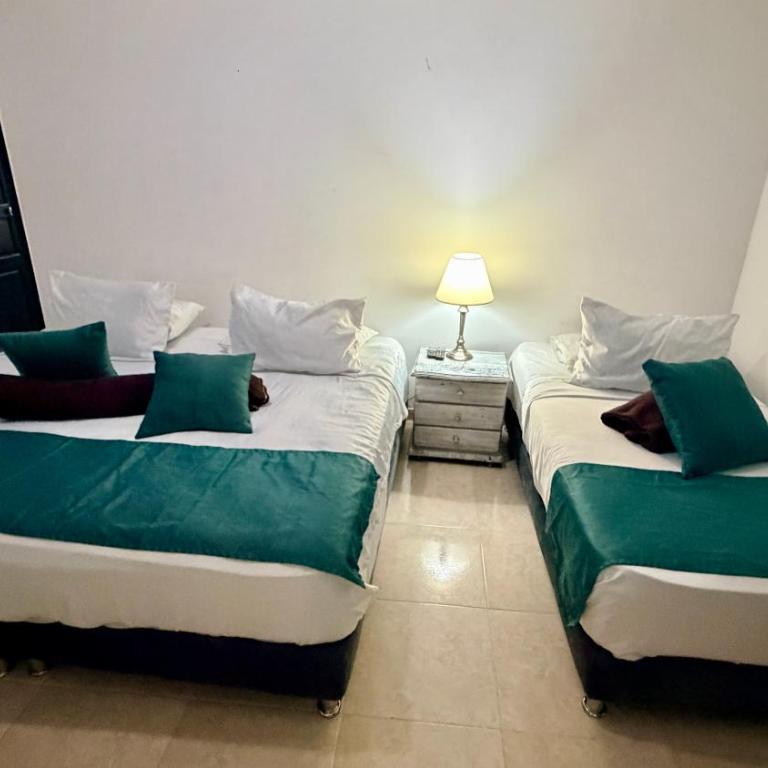 hotel turqueza inn - Habitación Cuádruple Superior - 2