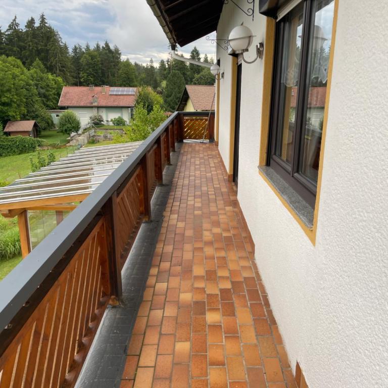 Ferienwohnung - 80qm - mit großer Loggia und Balkon - Apartment mit 2 Schlafzimmern - 19