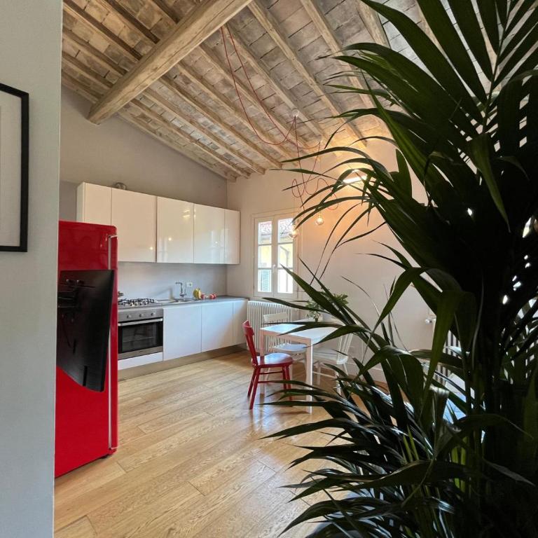 Fossi Central Living - Appartamento con 2 Camere da Letto - 10