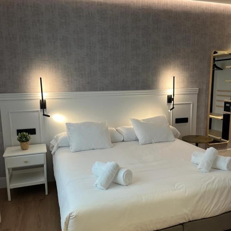 Príncipe de Vergara Rooms - Chambre Double - 8