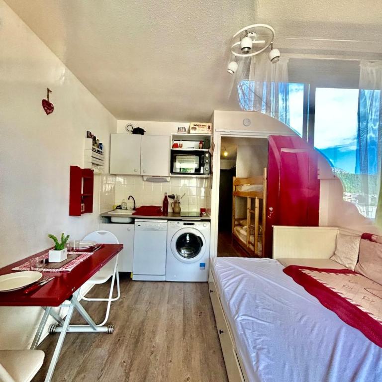 Spacious winter ski resort La Foux D'Allos - Two-Bedroom Apartment - 2
