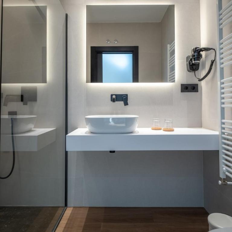Príncipe de Vergara Rooms - Chambre Double avec Balcon - 4