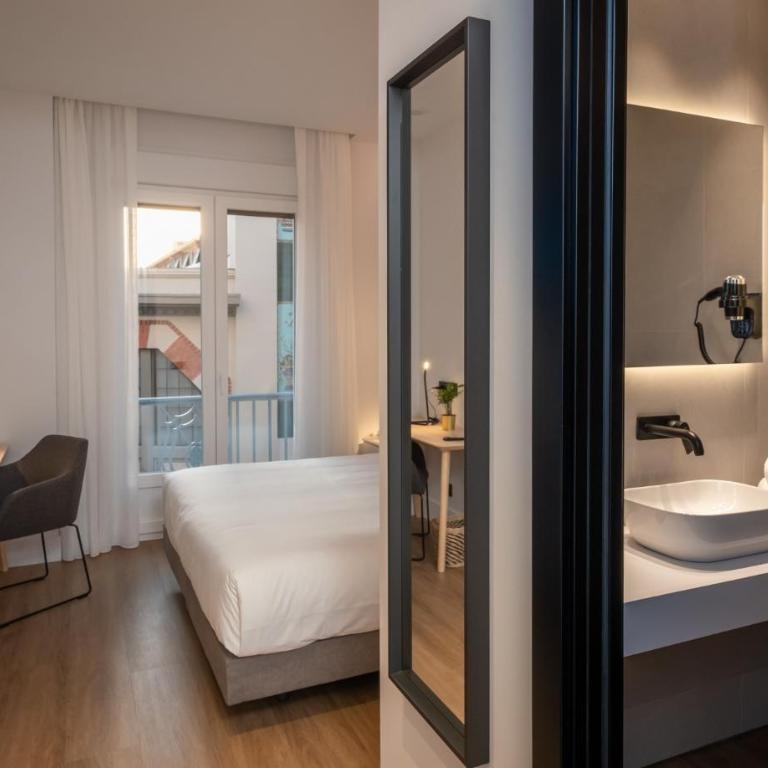 Príncipe de Vergara Rooms - Chambre Double Deluxe avec Balcon - 1