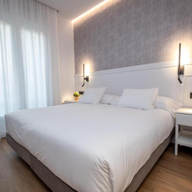 Príncipe de Vergara Rooms - Chambre Double Deluxe avec Balcon - 2