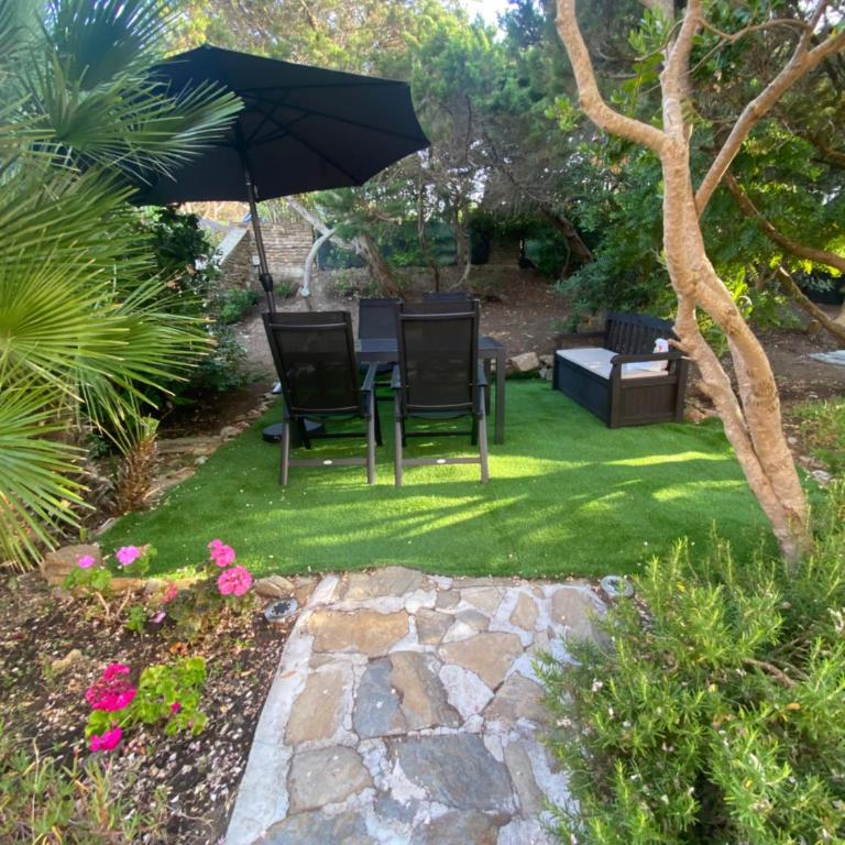 Casa con giardino, Wi-Fi e aria condizionata vicino alla Pelosa - Two-Bedroom Apartment with Sea View - 90