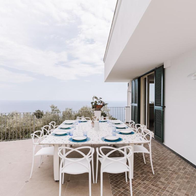 Villa Dequinz Luxury Retreat & Private Infinity Pool - Villa - 54