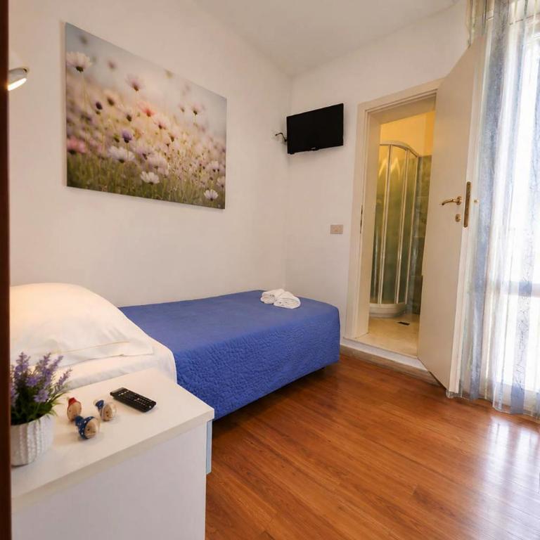 Hotel Baden Baden - Standard Single Room - 1