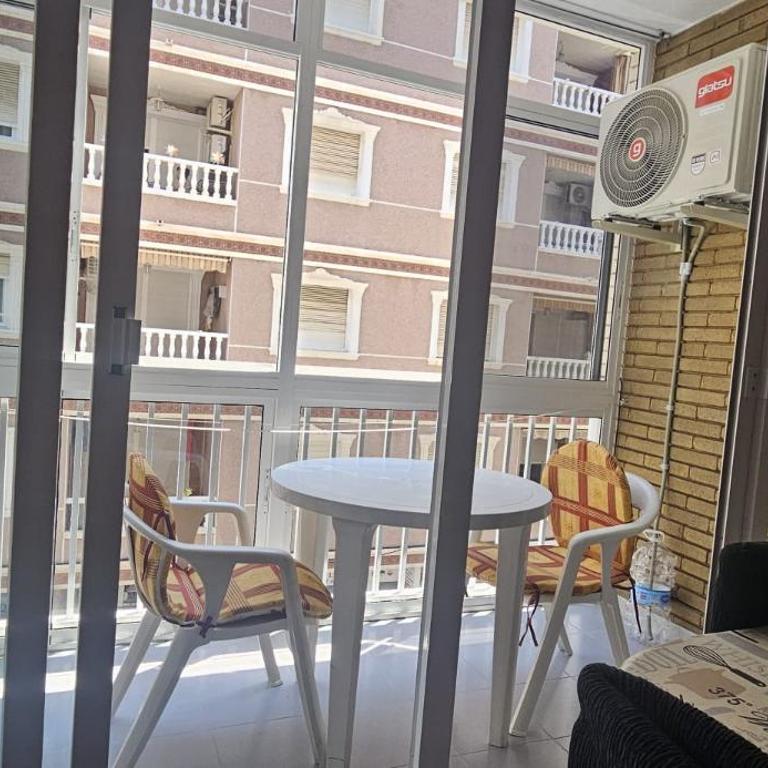 La Casa Torrevieja - One-Bedroom Apartment - 9