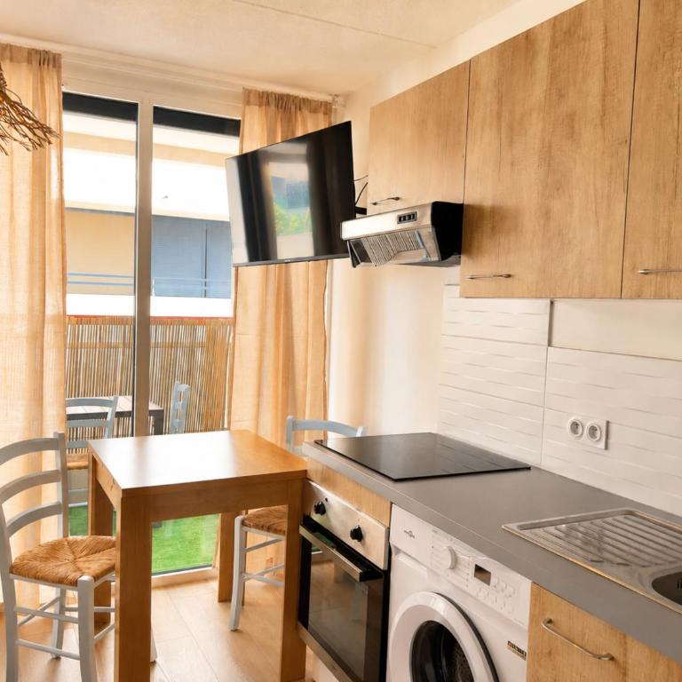 Résidence de Noëlle - Appartement 1 Chambre avec Balcon - 10