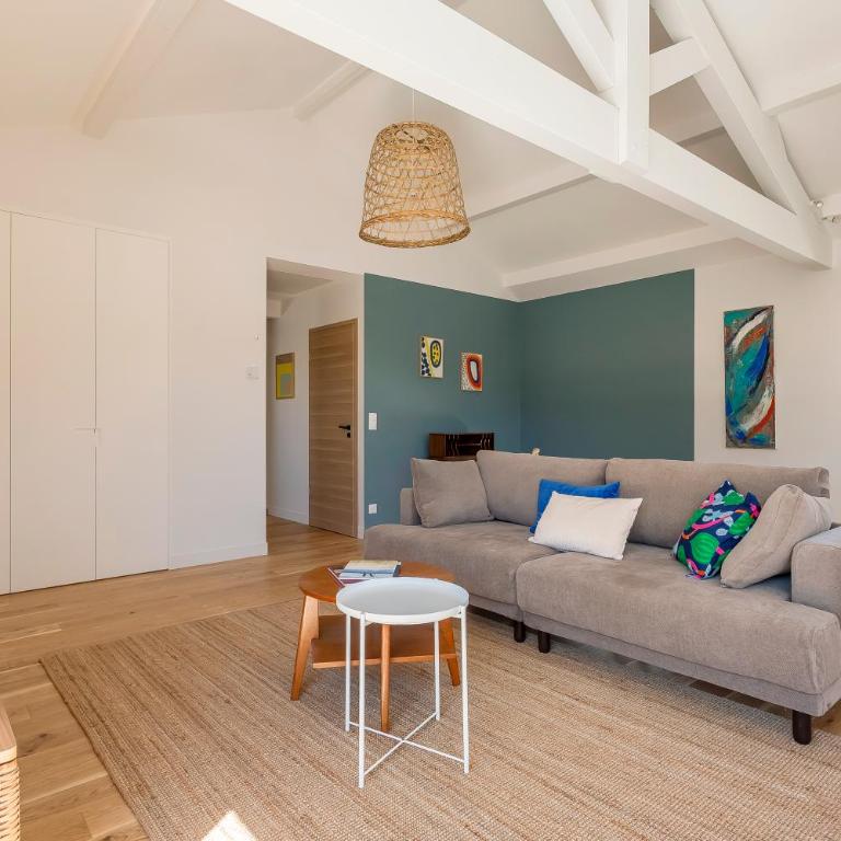 Apartment with large terrace elegant cozy haven - Appartement 2 Chambres - 6